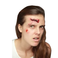 Aplicación Látex Y Maquillaje Herida Con Grapas