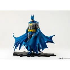Batman PX Estatua PVC 1:8 Versión Clásica 27 cm