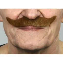 Bigote de Inglés castaño