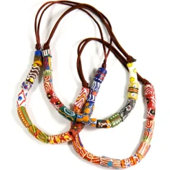 Colgante Tribal Simba – Joya Africana con Piedras de Mauritania