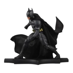 Estatua DC Direct Batman The Dark Knight 24 cm McFarlane Toys