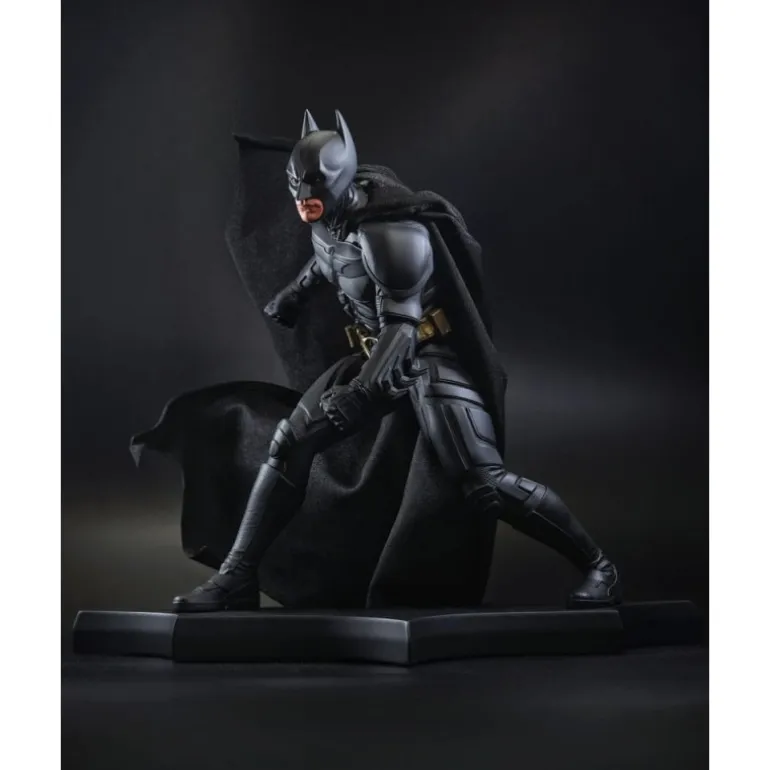 Estatua DC Direct Batman The Dark Knight 24 cm McFarlane Toys