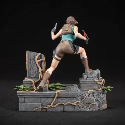 Estatua PVC Lara Croft Tomb Raider 24 cm Dark Horse