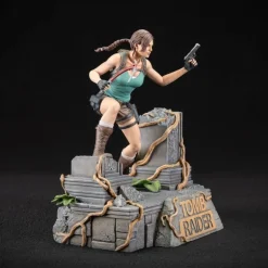 Estatua PVC Lara Croft Tomb Raider 24 cm Dark Horse
