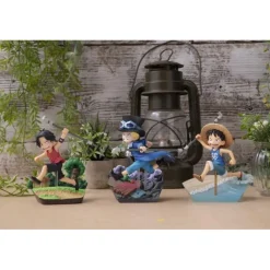 Estatua PVC Monkey D. Luffy 15º Aniversario 12 cm