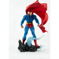 Estatua Superman Classic Version 30 cm DC Heroes
