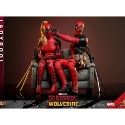 Figura Articulada 1/6 Ladypool 30 cm - Marvel