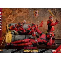 Figura Articulada 1/6 Ladypool 30 cm - Marvel