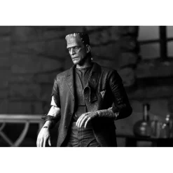 Figura articulada Universal Monsters Frankenstein 18 cm B&W