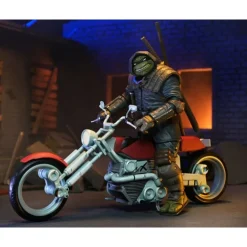 Figura Casey Marie con Motocicleta Last Ronin 18 cm NECA