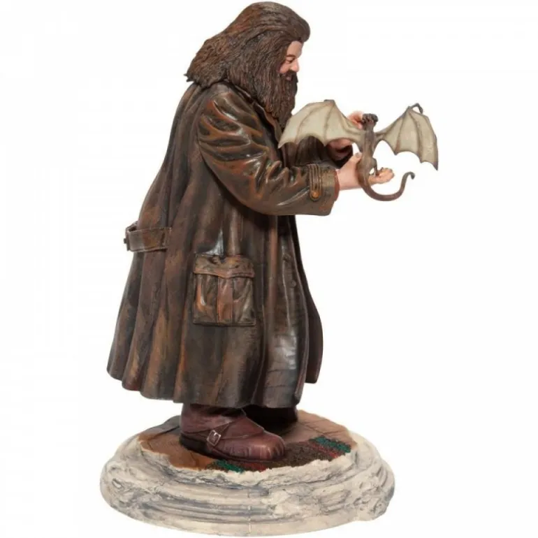 Figura de colección Enesco Hagrid con Norberto