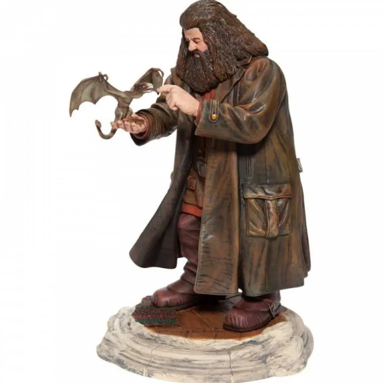 Figura de colección Enesco Hagrid con Norberto