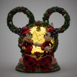 Figura Diorama Enesco Disney Mickey y Minnie Navideña