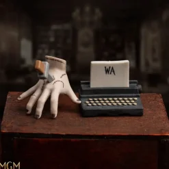 Figura Gomee La Mano - Wednesday 6,7cm