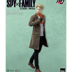 Figura Loid Forger Invierno Spy X Family Code