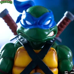 Figura Soft Vinyl Leonardo Tortugas Ninja 25 cm Mondo