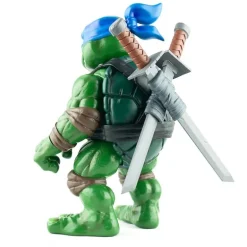 Figura Soft Vinyl Leonardo Tortugas Ninja 25 cm Mondo