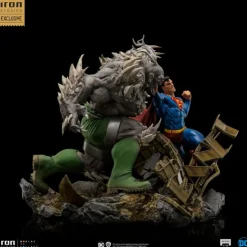 Figura Superman vs Doomsday – Estatua 1/10 BDS Art Scale de Iron Studios (30 cm)