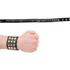 Kit Punk: Muñequera y Gargantilla