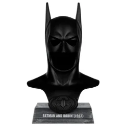 Mini Réplica 1/3 Máscara de Batman 19 cm - DC Direct