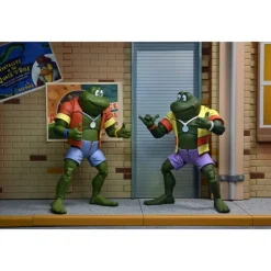 Pack 2 Figuras NECA Ranas Napoleon y Atilla 18 cm