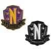 Pack de 2 Pines Academia Nevermore Miércoles Addams
