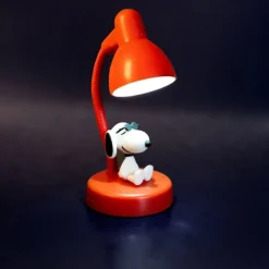 Peanuts Lámpara LED mini con figura Snoopy 11 cm