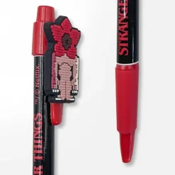 Set de Papelería Stranger Things Edición Retro TV