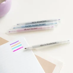 Set Papeleria Alicia En El Pais De Las Maravillas