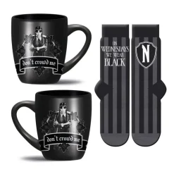 Set Wednesday: Taza y Calcetines Color Negro