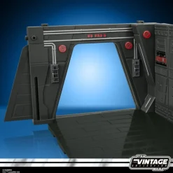 Star Wars: The Mandalorian Set Tantive IV con Figura de Mandalorian Privateer