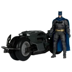 Vehículo Batcycle con Batman de DC Multiverse - McFarlane Toys